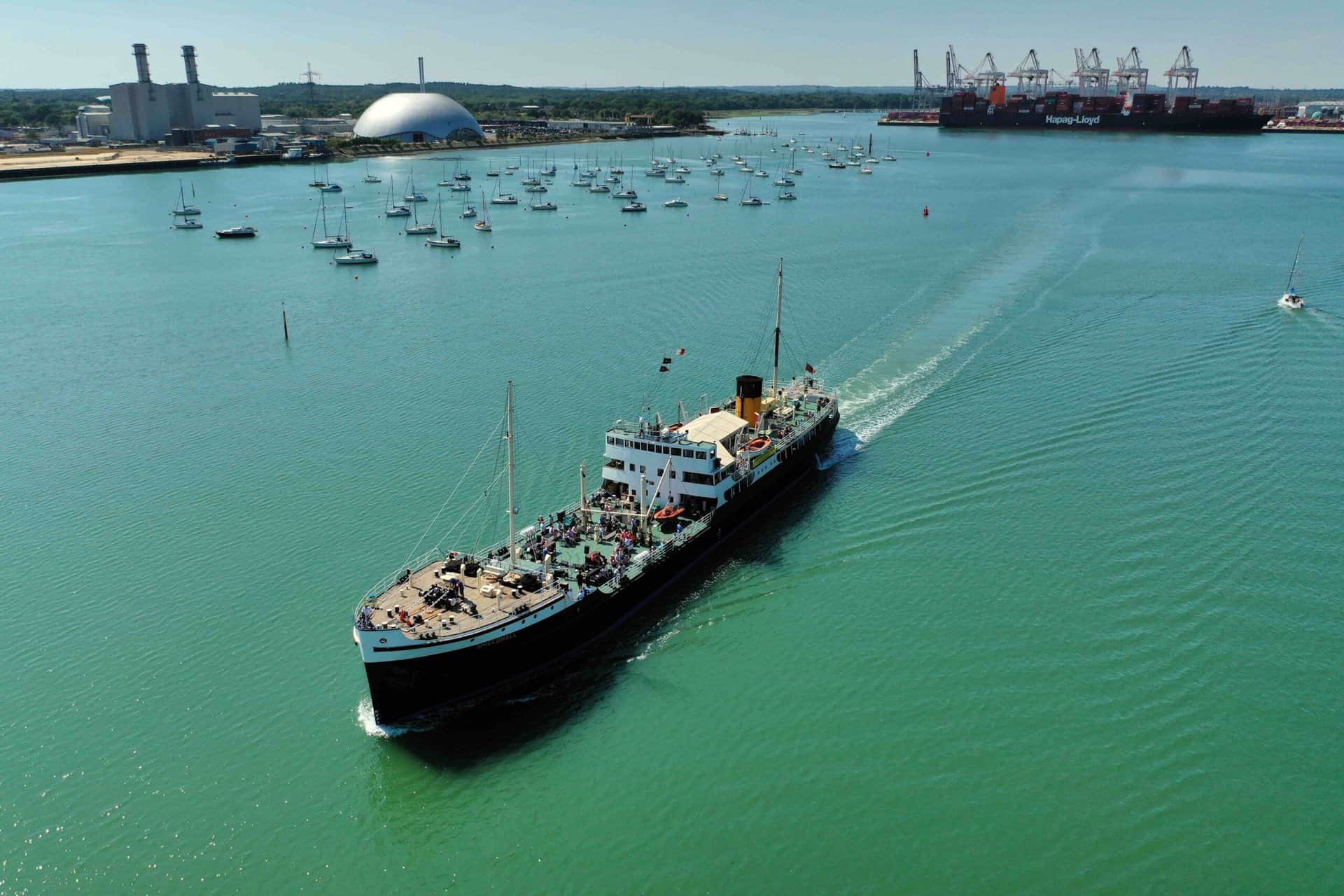 Steam across the water - PASSAGE 1