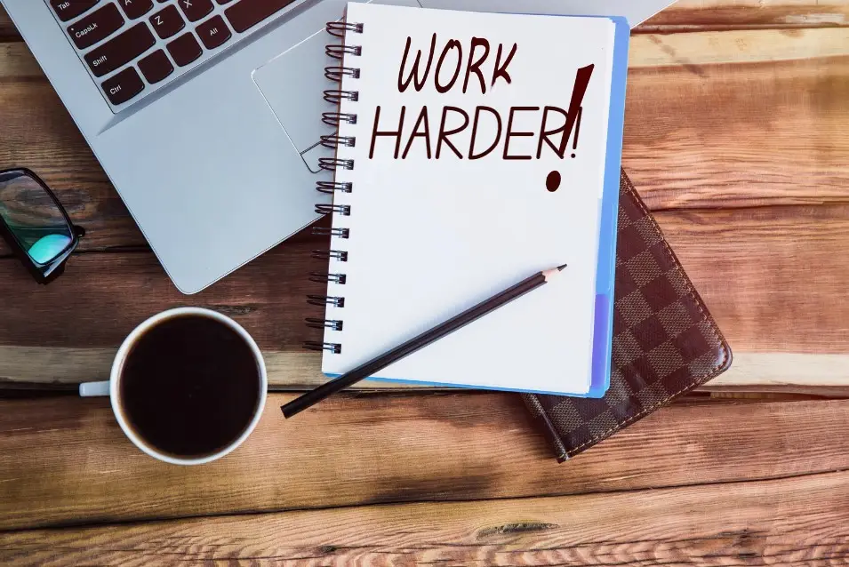 [Dự Đoán Quý 2] Topic work harder
